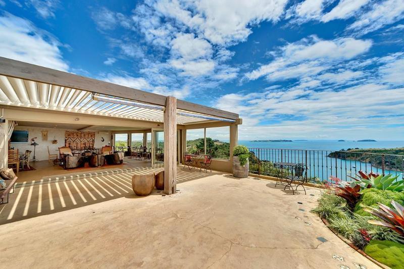 Delamore Lodge Oneroa Экстерьер фото