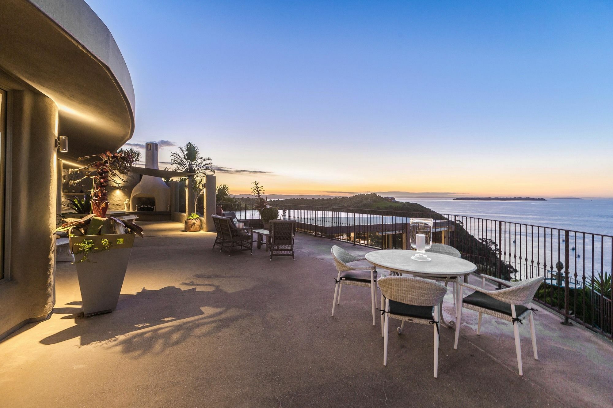 Delamore Lodge Oneroa Экстерьер фото